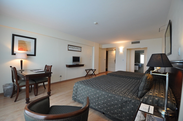 Imagen de la habitación del Hotel Am&eacute;rian Executive Mendoza. Foto 10