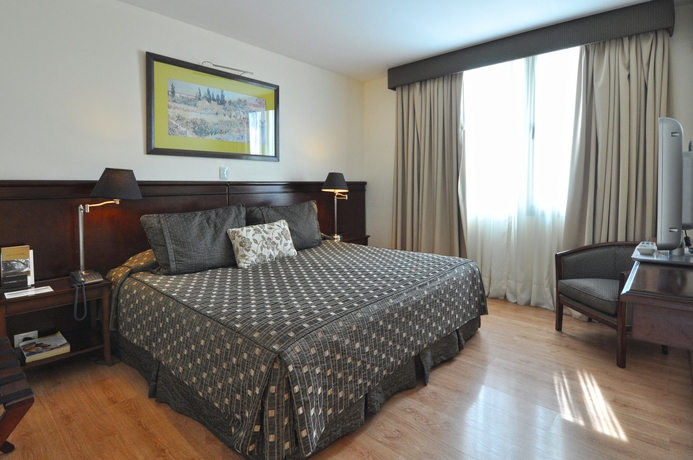 Imagen de la habitación del Hotel Am&eacute;rian Mendoza. Foto 8