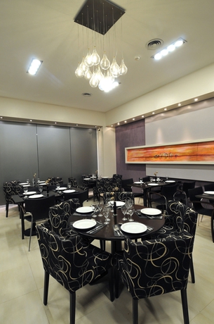 Imagen del bar/restaurante del Hotel Amérian Salta. Foto 6