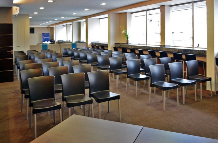 Imagen de los interiores del Hotel Amérian Tucuman Apart and Suites. Foto 14