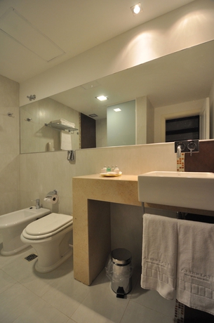 Imagen de la habitación del Hotel Am&eacute;rian Villa Maria Park. Foto 9