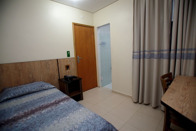 Imagen de la habitación del Hotel América Do Sul. Foto 12