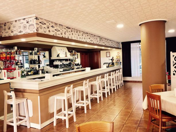 Imagen del bar/restaurante del Hotel América, Ferrol. Foto 3