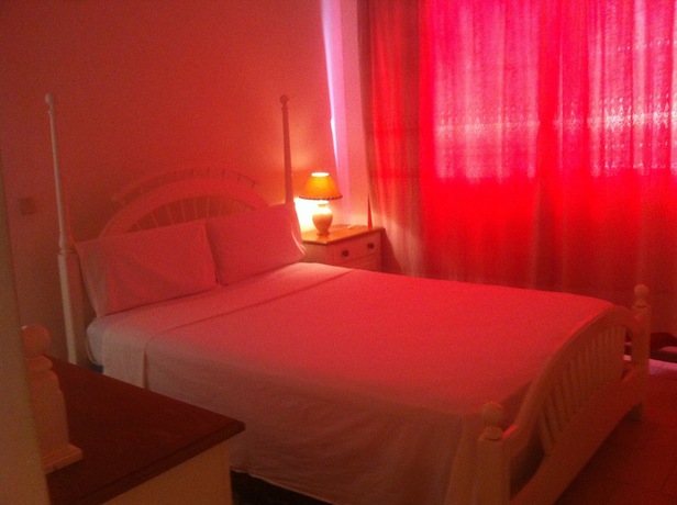 Imagen de la habitación del Hotel Am&eacute;rica, Praia (Isla Santiago). Foto 9