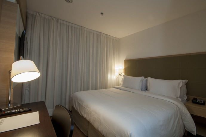 Imagen de la habitación del Hotel Américas Barra. Foto 3