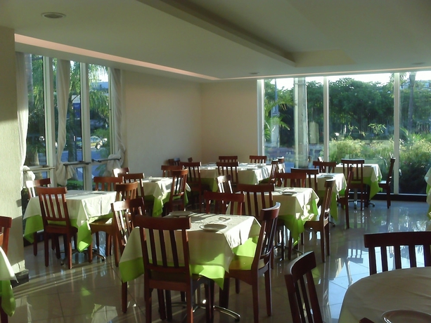 Imagen del bar/restaurante del Hotel Américas Gaivota. Foto 4