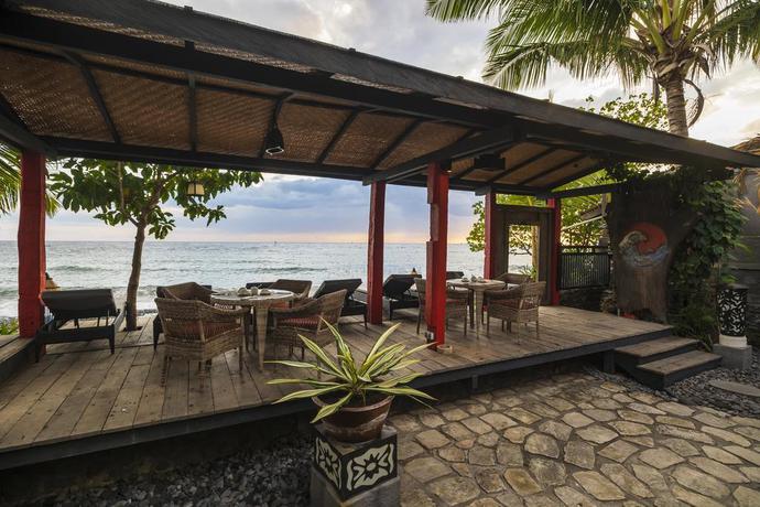 Imagen de los interiores del Hotel Amed Lodge By Sudamala Resorts. Foto 18