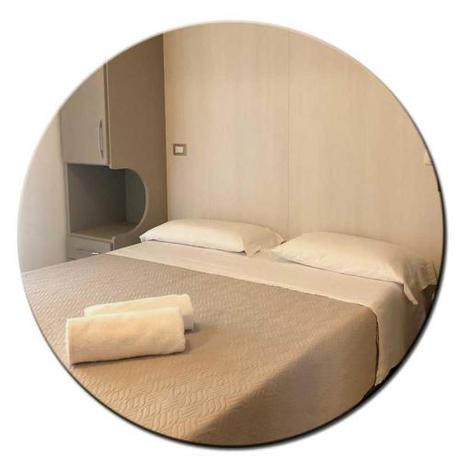 Imagen de la habitación del Hotel Amedea. Foto 2