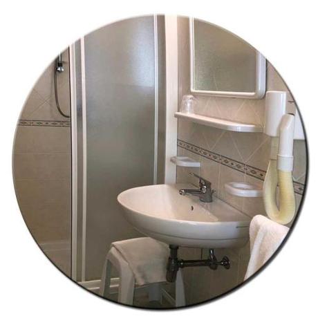 Imagen de la habitación del Hotel Amedea. Foto 14