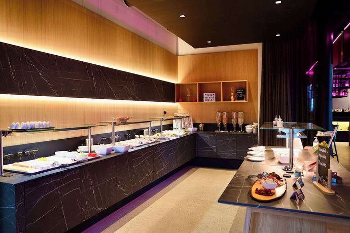 Imagen del bar/restaurante del Hotel Amedia Lustenau, Trademark Collection by Wyndham. Foto 3