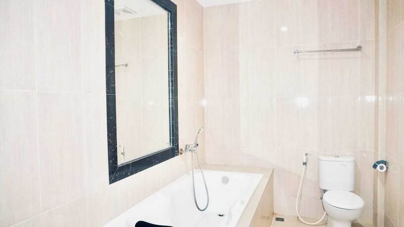 Imagen de la habitación del Hotel Amel Convention Hall. Foto 13
