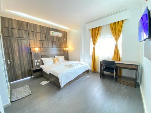 Imagen general del Hotel Amelia Aparthotel. Foto 8