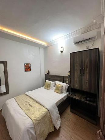 Imagen de la habitación del Hotel Amelia Aparthotel. Foto 20