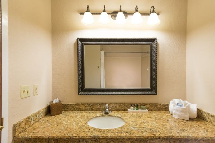 Imagen de la habitación del Hotel Amelia At The Beach. Foto 4