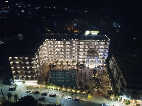 Imagen general del Hotel Amelia Mare. Foto 17
