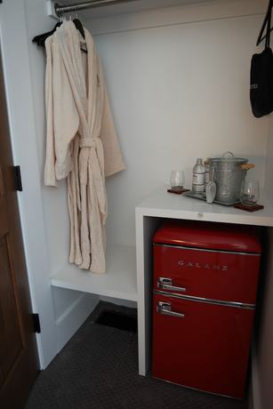 Imagen de la habitación del Hotel Amelia Schoolhouse Inn. Foto 6