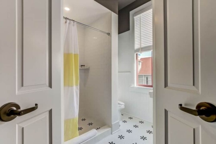 Imagen de la habitación del Hotel Amelia Schoolhouse Inn. Foto 14