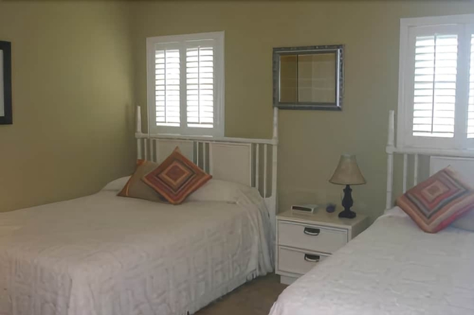 Imagen de la habitación del Hotel Amelia South Condos. Foto 2