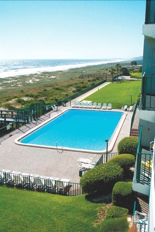 Imagen de la piscina del Hotel Amelia South Condos. Foto 12