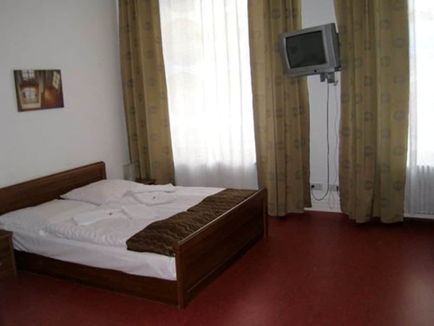 Imagen de la habitación del Hotel Amelie Berlin. Foto 8