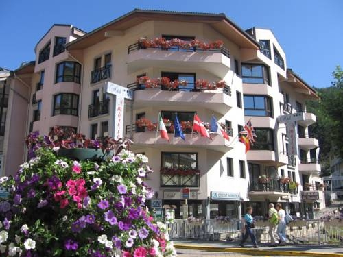 Imagen general del Hotel Amelie, Brides les Bains. Foto 2