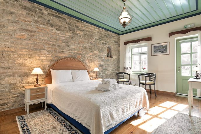 Imagen de la habitación del Hotel Ameliko Zagori. Foto 3