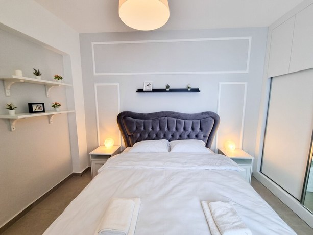 Imagen de la habitación del Hotel Amelius Pool Apartment In Caesar Resort. Foto 12