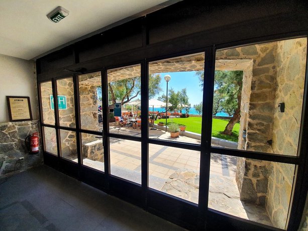 Imagen de los interiores del Hotel Amena Mar. Foto 20