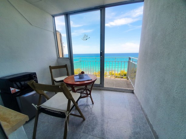 Imagen de la habitación del Hotel Amena Mar. Foto 19