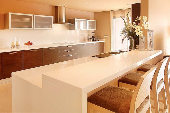 Imagen de la habitación del Hotel Amendoeira Golf Resort. Foto 7