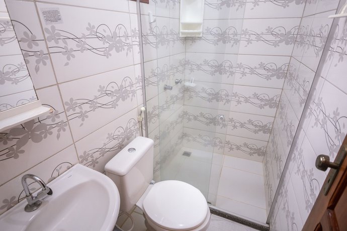 Imagen de la habitación del Hotel Amendoeira Praia. Foto 6