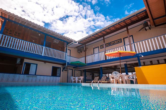 Imagen de la piscina del Hotel Amendoeira Praia. Foto 20