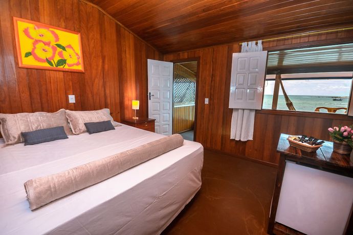Imagen de la habitación del Hotel Amendoeira Praia. Foto 13