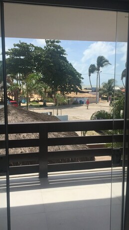 Imagen de la habitación del Hotel Amendoeiras Praia. Foto 23