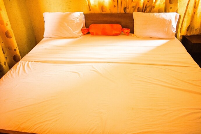 Imagen de la habitación del Hotel Amenze Guest House. Foto 15