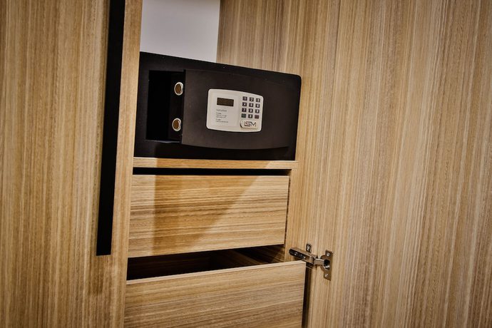 Imagen de la habitación del Hotel Ameri Plaza. Foto 9