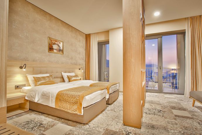 Imagen de la habitación del Hotel Ameri Plaza. Foto 12