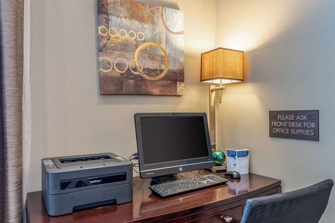 Imagen de los interiores del Hotel AmeriVu Inn and Suites - Chisago City. Foto 17