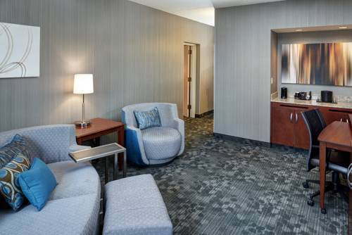 Imagen de la habitación del Hotel AmericInn by Wyndham Brookfield. Foto 8