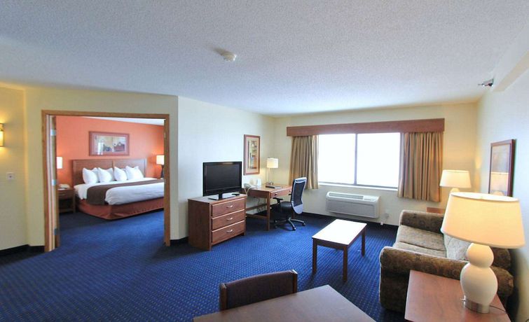 Imagen de la habitación del Hotel AmericInn by Wyndham Cedar Rapids Airport. Foto 7