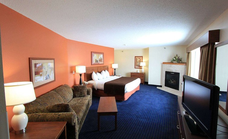 Imagen de la habitación del Hotel AmericInn by Wyndham Cedar Rapids Airport. Foto 11