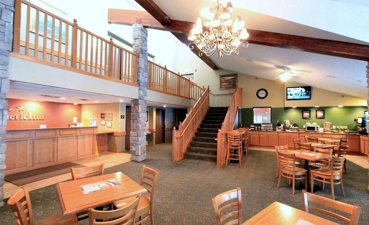 Imagen de los interiores del Hotel AmericInn by Wyndham Cedar Rapids Airport. Foto 20