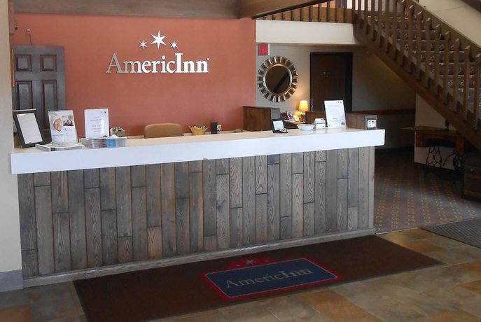 Imagen de los interiores del Hotel AmericInn by Wyndham Forest Lake. Foto 18