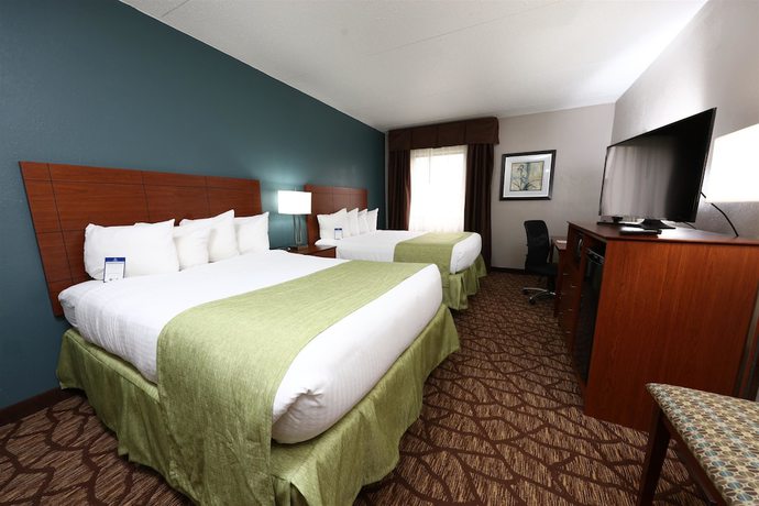 Imagen de la habitación del Hotel AmericInn by Wyndham Grand Rapids Airport North. Foto 5