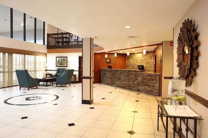Imagen de los interiores del Hotel AmericInn by Wyndham Grand Rapids Airport North. Foto 13