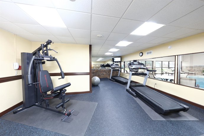 Imagen de los interiores del Hotel AmericInn by Wyndham Grand Rapids Airport North. Foto 16