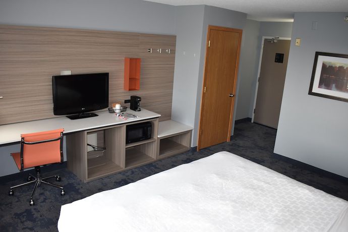 Imagen de la habitación del Hotel AmericInn by Wyndham Inver Grove Heights Minneapolis. Foto 5