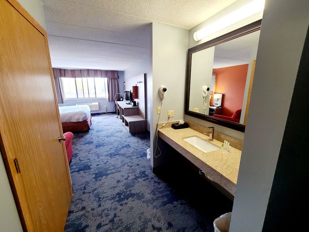 Imagen de la habitación del Hotel AmericInn by Wyndham Inver Grove Heights Minneapolis. Foto 9