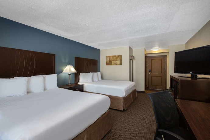 Imagen de la habitación del Hotel AmericInn by Wyndham La Crosse Riverfront Conference Center. Foto 1