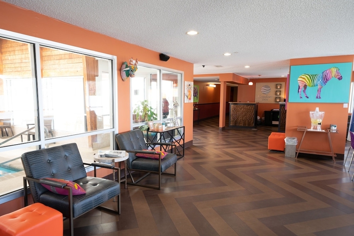 Imagen de los interiores del Hotel AmericInn by Wyndham Omaha Near Zoo. Foto 11